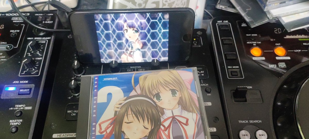 tuttyi1216's tweet image. 何時も💖&amp;amp;♻️ありがとうございます。皆様に支えられてる👾ゲームミュージックを聴く会は今週末の11/30❗❗年内最後の「緩い」「明るい」「恐くない」なラウンジです。

📍さぶかるちゃーBAR U.C(@bar_uc)
⏰️20:00〜Open
💰️door/adv free

年末のイベント気分⤴️⤴️で頑張りたいです💪
#VGMDJ