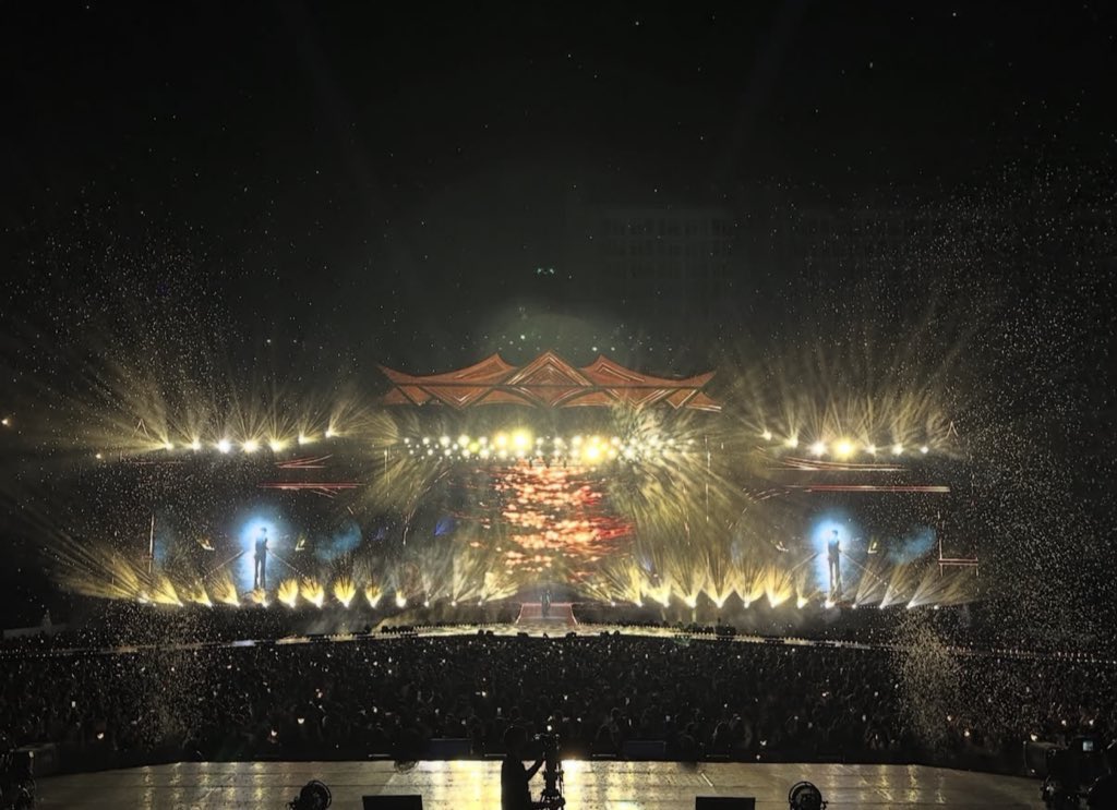 mootyBB's tweet image. From this                                    To this