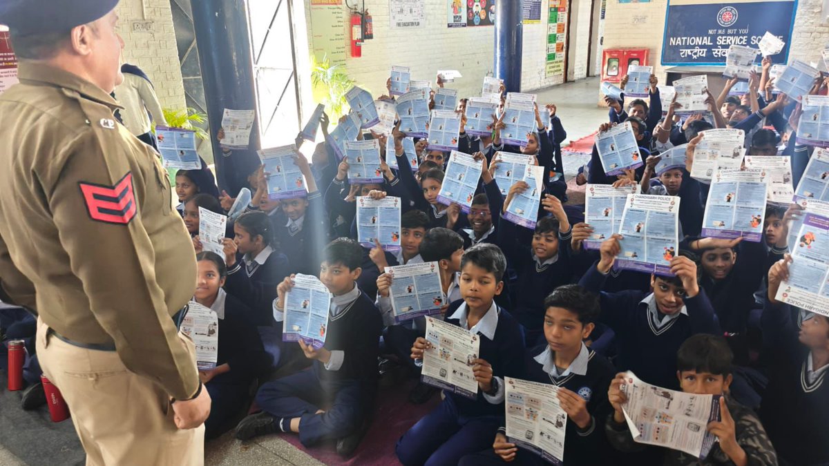 ChdCyberCell's tweet image. Today, a Cyber Security &amp;amp; Safety awareness program was conducted at GMSSS 44B, Chandigarh. Approximately 75–80 students and staff actively participated in the session.