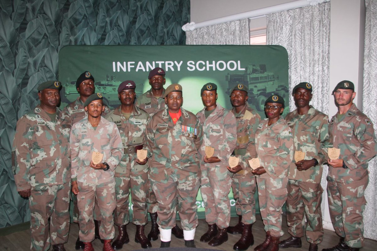 SANDF_ZA's tweet image. #SAArmy Article || The Junior Infantry Non-Commissioned Officers&apos; Passing Out Parade Infantry School.

facebook.com/share/p/1HBb1Z…

#SANDF
#SAArmy
#PrideOfLions
#PassingOutParade2025