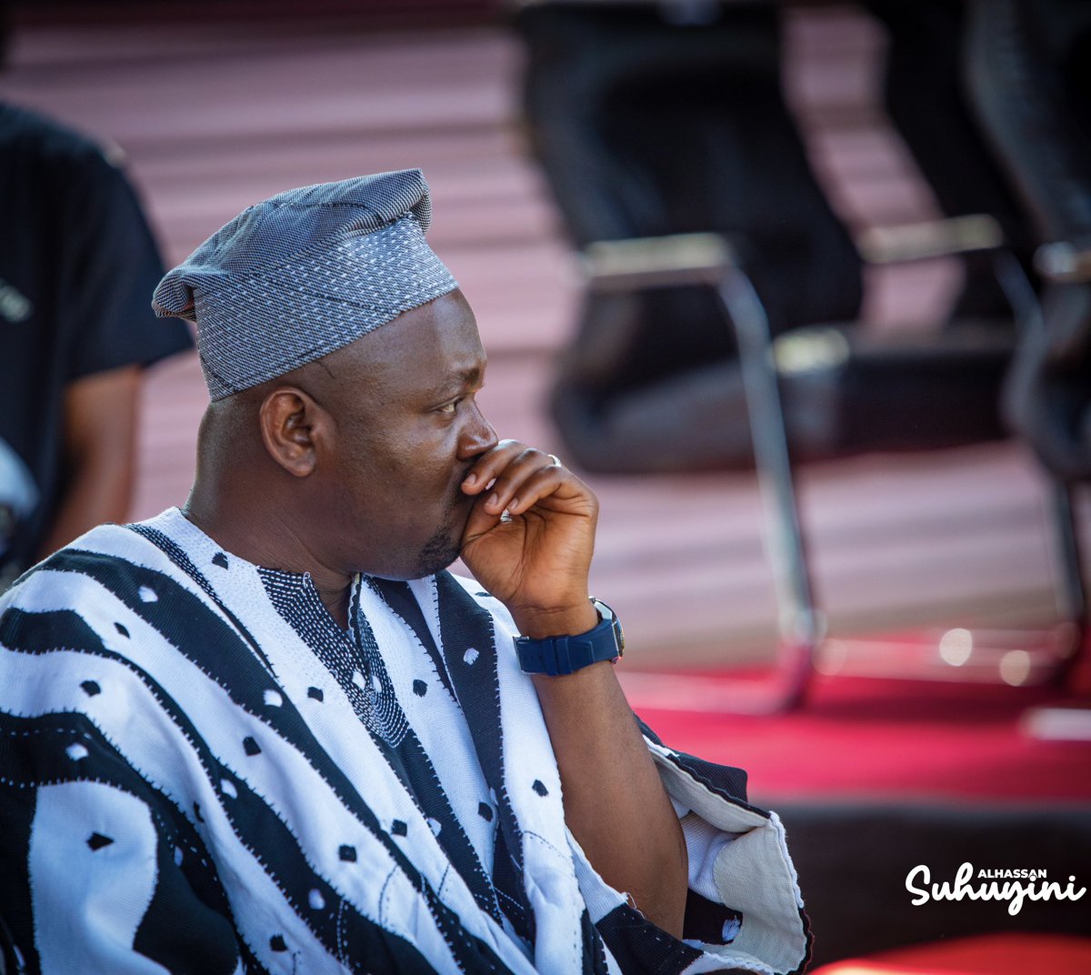 The_Suhuyini's tweet image. Sit quietly, thinks deeply, loves fiercely, and build a legacy with integrity. Real strength is calm. Real greatness is kind. Be the man who makes silence speak volumes. 

May our week be productive. 

#PossibleTogether