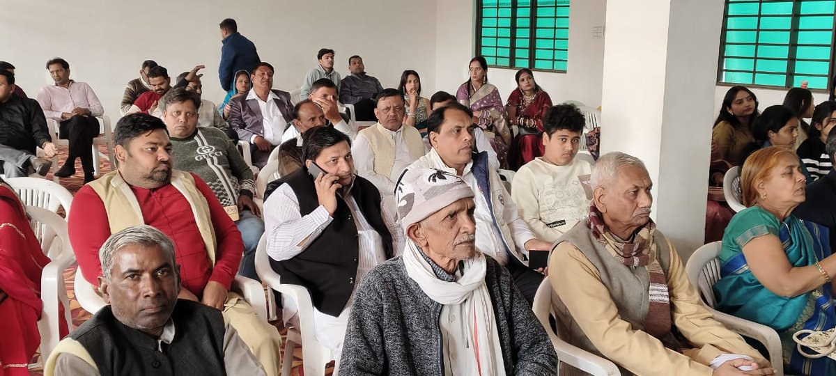 MlcSuresh's tweet image. आज शामली के कस्बा जलालाबाद में महिला मोर्चा अध्यक्ष श्रीमती कुसुम लता पाल जी के सुपुत्र के लगन-सगाई समारोह में सम्मिलित होकर हृदय को अत्यंत आनंद प्राप्त हुआ।

परिवार के स्नेह, आशीर्वाद और खुशियों से भरा यह पावन अवसर अविस्मरणीय रहा।
#sureshkashyap