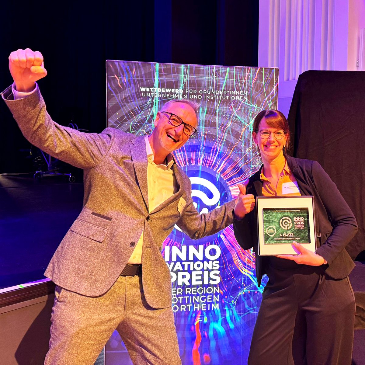 Abberior's tweet image. Thrilled to announce that abberior instruments won 1st place in the regional innovation award Göttingen-Northeim with our MIRAVA POLYSCOPE! 💪
MIRAVA is the world’s first true polyscope, enabling light microscopy across orders of magnitude – powerful, fast, and intuitive. Huge…