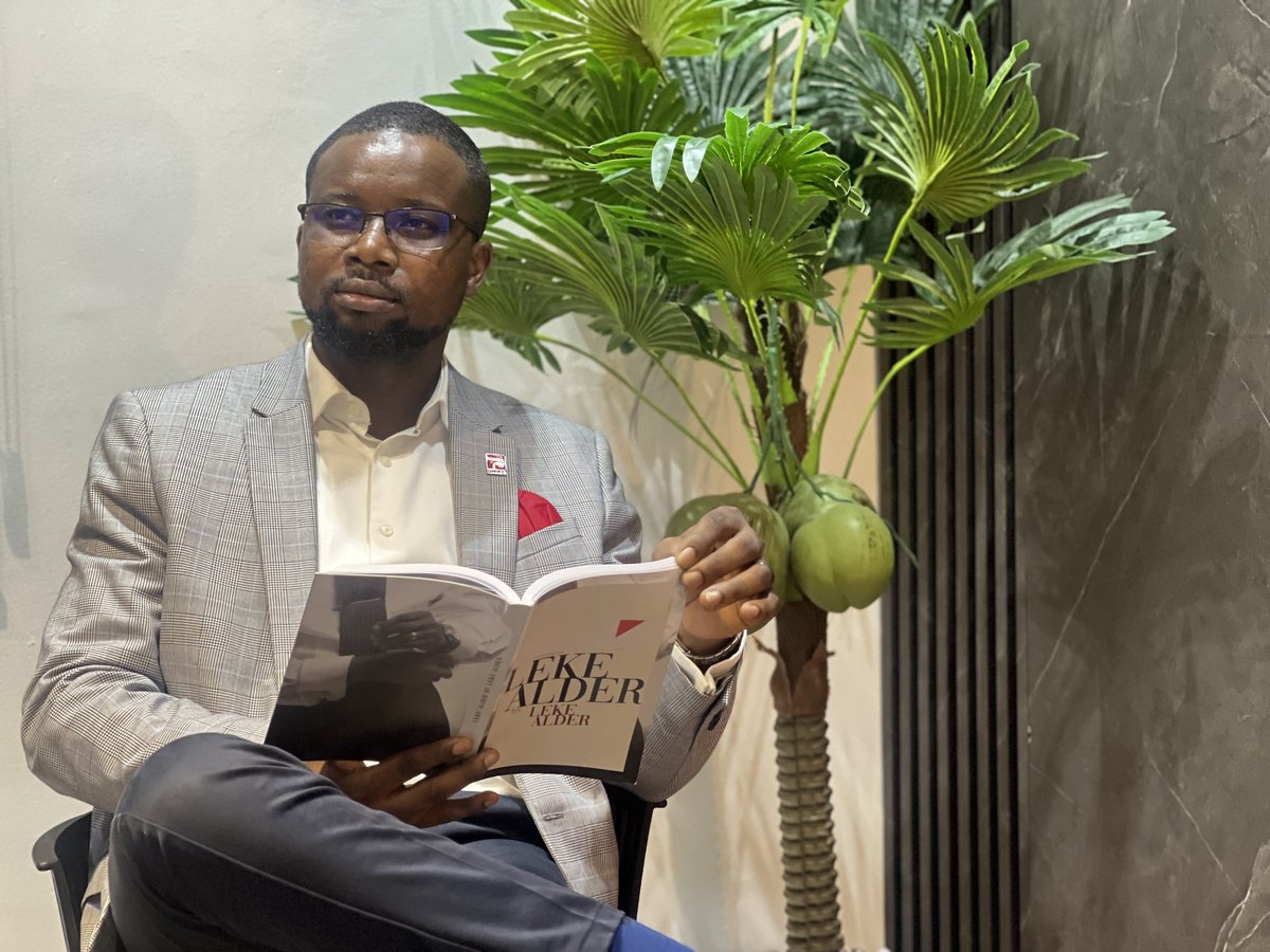 freeman_osonuga's tweet image. This Week, Seek Knowledge.
Step into the days ahead with intention. 
Read something new, ask deeper questions, 
sharpen your skills, and stay curious. 

Growth doesn’t happen by accident.
it comes from a learner’s mindset and 
a willingness to stretch beyond comfort.