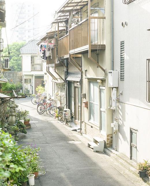 _djsimps's tweet image. おはようございます☕ 少し疲れたかもけどストレッチでもしよ💪！ 🍰