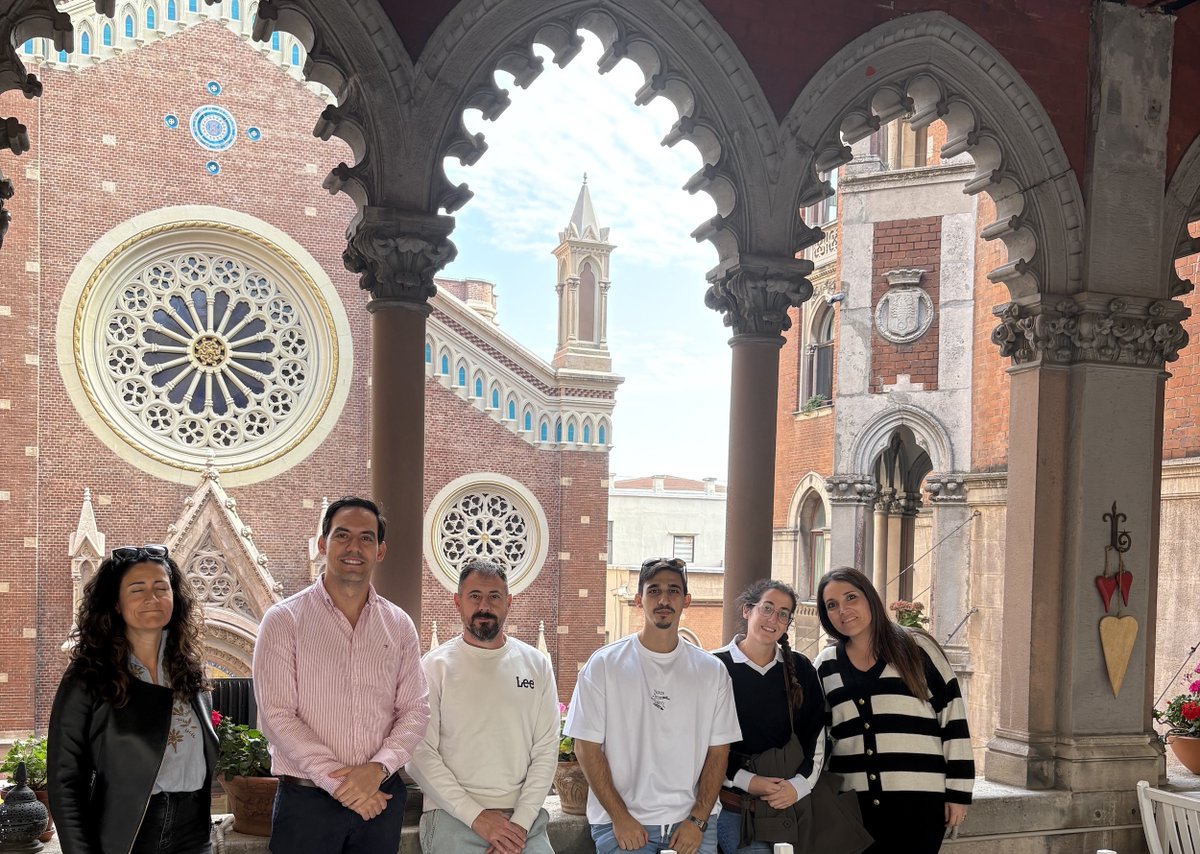 🆕Esta semana en #ConfebusNews
🚌Los alumnos del Programa Superior visitan la fábrica de Mercedes-Benz y Setra en Estambul
📊Nuevo Observatorio de costes de transporte discrecional
⚡CONFEBUS pide a la CE un Plan de Electrificación realista...
Y mucho más👉mailchi.mp/confebus/confe…