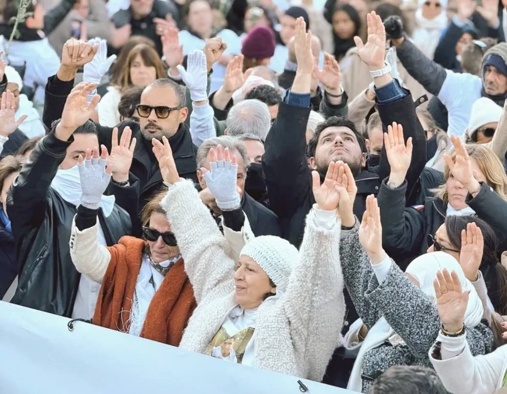 Nous étions présents samedi à la marche blanche en hommage à Mehdi Kessaci.

Aux côtés de sa famille et d’Amine Kessaci, nous avons marché dans le recueillement et la dignité.

Nos pensées accompagnent les proches de Mehdi et toutes les victimes du narcotrafic.