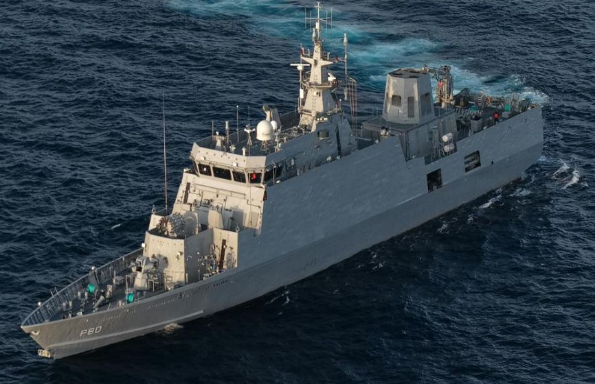 DefenseMirror's tweet image. Indian Navy Commissions Mahe, First Mahe-class Anti-Submarine Vessel::

defensemirror.com/news/40583/Ind…

#India #antisubmarine #warship #IndianNavy