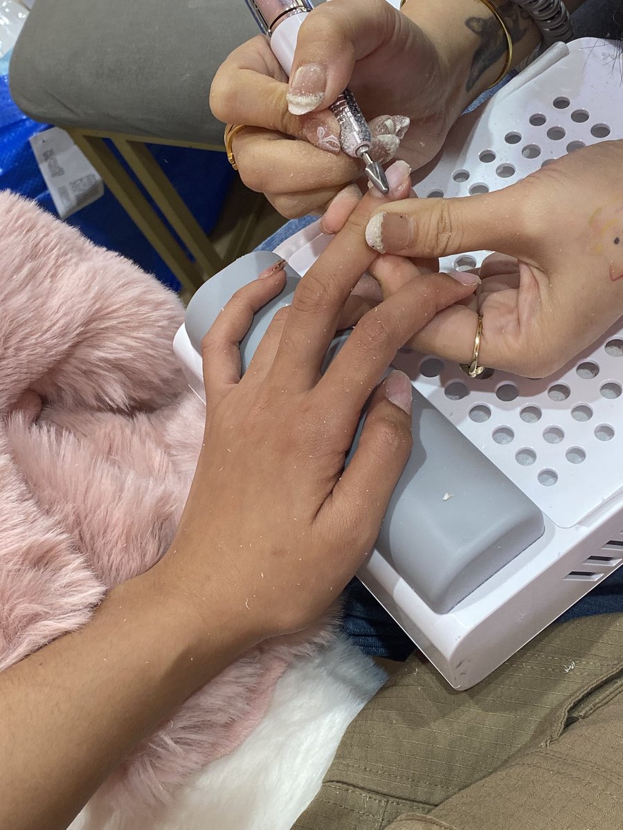 crmikax's tweet image. literally getting them removed rn while feeling weird typing this with bare thumb😭😭