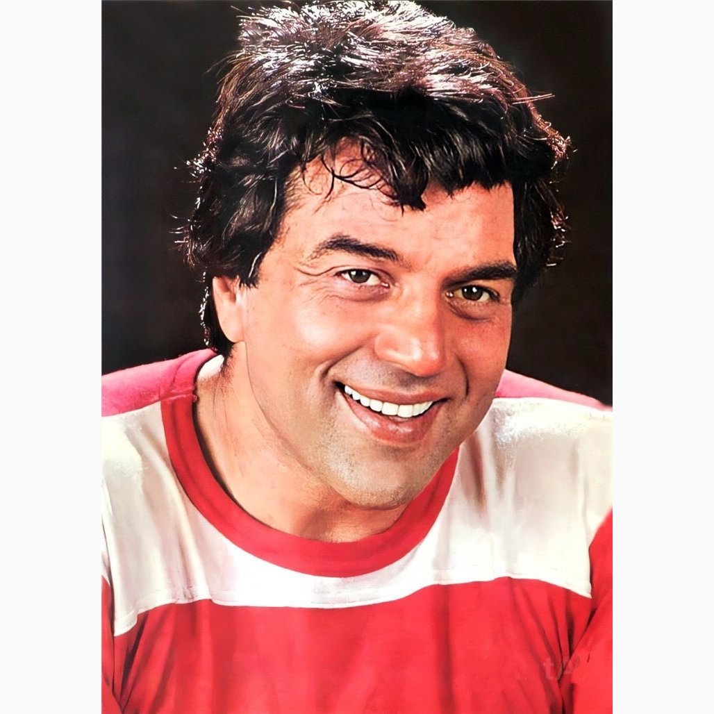 SandeepkumarINC's tweet image. भारतीय सिनेमा जगत के दिग्गज अभिनेता, निर्देशक एवं बीकानेर से पूर्व सांसद श्री धर्मेंद्र सिंह देओल जी निधन पर उन्हें मेरी भावभीनी श्रद्धांजली। उनका जाना सिनेमा जगत के लिए गहरी क्षति है

परमात्मा दिवंगत आत्मा को शांति व शोकग्रस्त परिजन व प्रशंसकों को ये वर्जपात सहने का संबल दे।🙏🏽😭