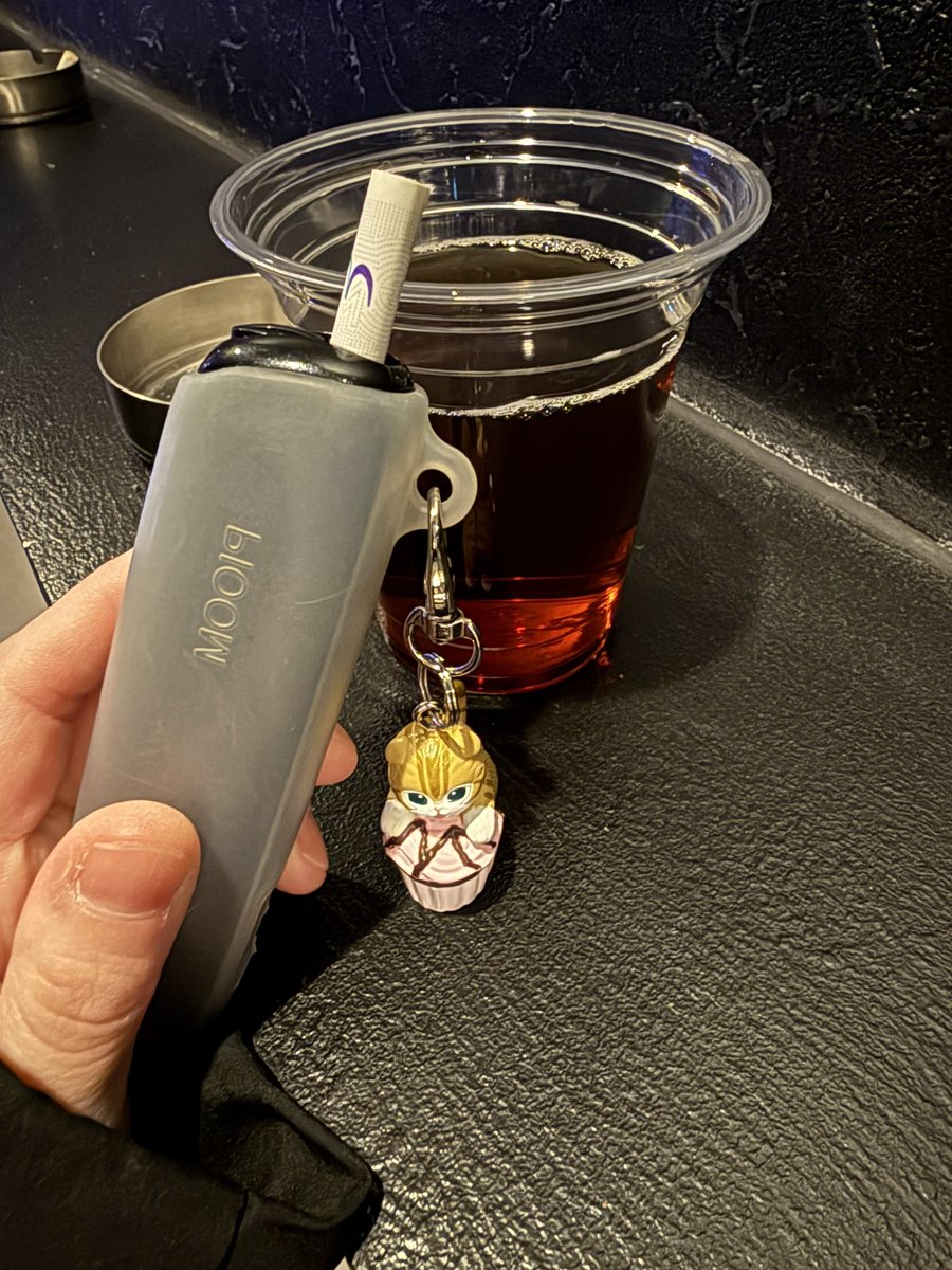 u72_r's tweet image. #みんめし とりあえずヤニ