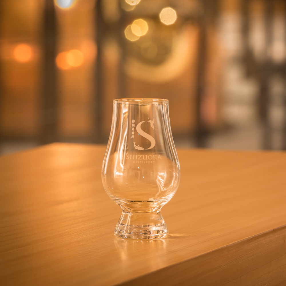 gaiaflow's tweet image. 静岡蒸溜所ショップ限定発売中！ロゴ入りテイスティンググラス😊
イベントやアウトドアで活躍するストラップ付き。
ショップは通年オープン、お気軽にお立ち寄りください。
詳細はこちら
shizuoka-distillery.jp mtbrs.net/ps_gaiaflow_Ta…