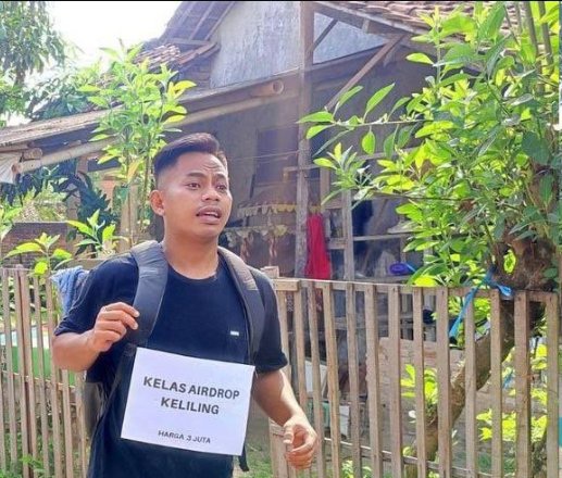 hadibadex's tweet image. Beberapa orang se-usiamu belum punya 10jt pertamanya.

Sedangkan kamu selalu depresi karena belum bisa mendapatkan 5M pertamamu