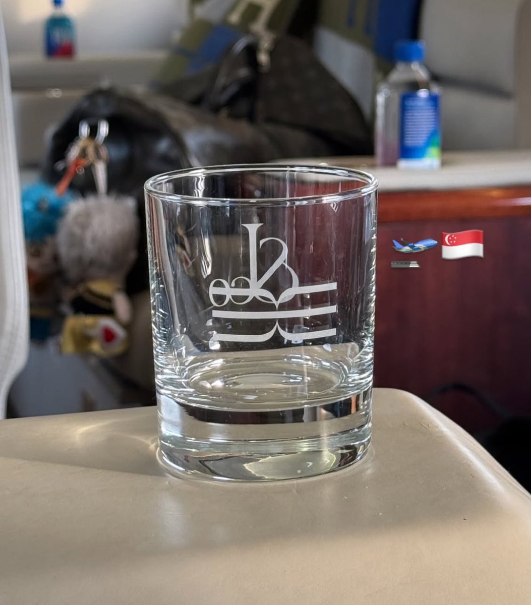 ทั้งผ้าทั้งแก้ว อุ๊ยๆๆๆๆ

 #BamBamxJacobandco
#BamBam #뱀뱀 <a href="/BamBam1A/">BamBam</a>