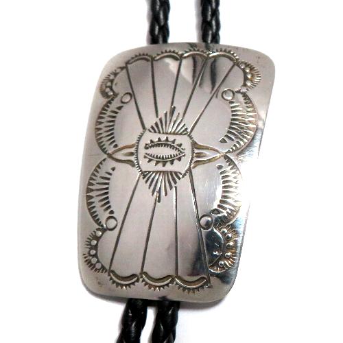NAVAJO ナバホ シルバー ボロタイ スタンプワーク Navajo Gilbert Tom