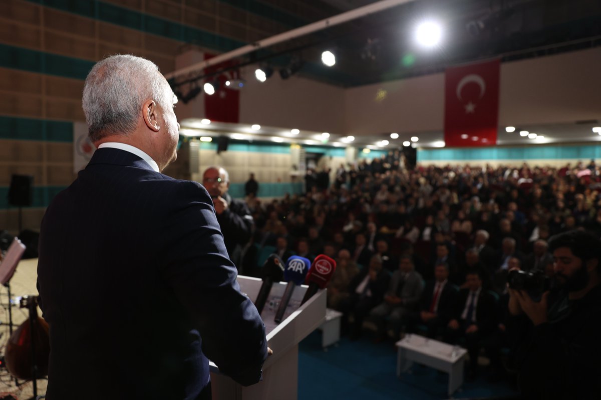 TCMusValiligi's tweet image. İl Milli Eğitim Müdürlüğümüz tarafından &quot;24 Kasım Öğretmenler Günü&quot; kapsamında ilimiz Şehit Yücel Kurtoğlu Güzel Sanatlar Lisesi&apos;nde düzenlenen kutlama programından kareler.#Muş📸
@tcmeb

📍Şehit Yücel Kurtoğlu Güzel Sanatlar Lisesi