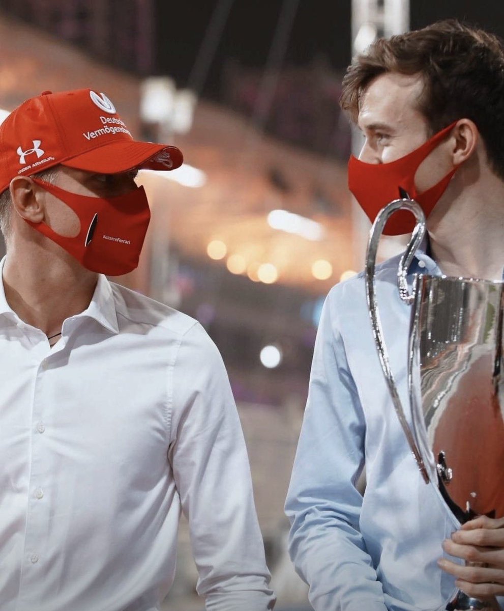 sunshinemick47's tweet image. Mick Schumacher and Callum ilott back racing in the same series next year dare I say twin flame? Dare I say we are so back welcome back 2020