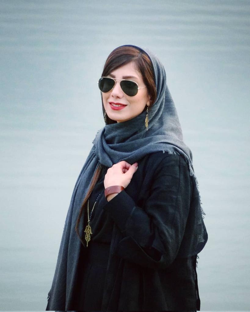 باران نیکراه tweet media