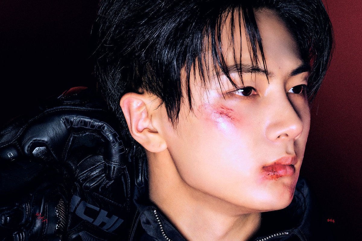 ★★★ tweet media