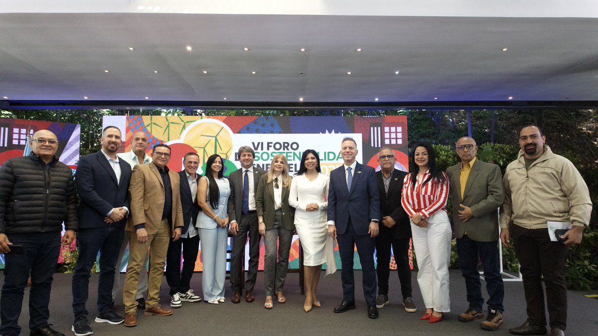 El VI Foro de Sostenibilidad Venezuela 2025, se consolidó un espacio de referencia nacional para el diálogo y la articulación en torno a la sostenibilidad. Más de 300 actores impulsando el sector público-privado se reunieron con la visión de acelerar el cumplimiento de los #ODS