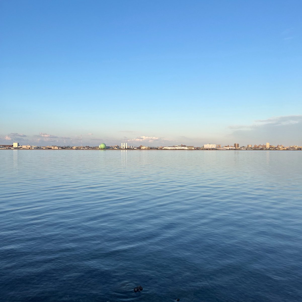 Show1_ito's tweet photo. 安来市。#shore #fineday #japan #山陰 #島根 #安来 #中海 https://t.co/jx2a34a9kd