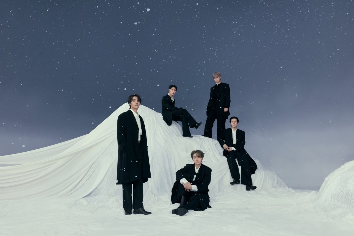 WayV_official's tweet image. White Moment 

WayV Winter Special Album 【白色定格 (Eternal White)】
➫ 2025.12.08 (CST/KST) 

💿Pre-order
WayV.lnk.to/EternalWhite

#WayV #威神V #白色定格
#WayV_EternalWhite