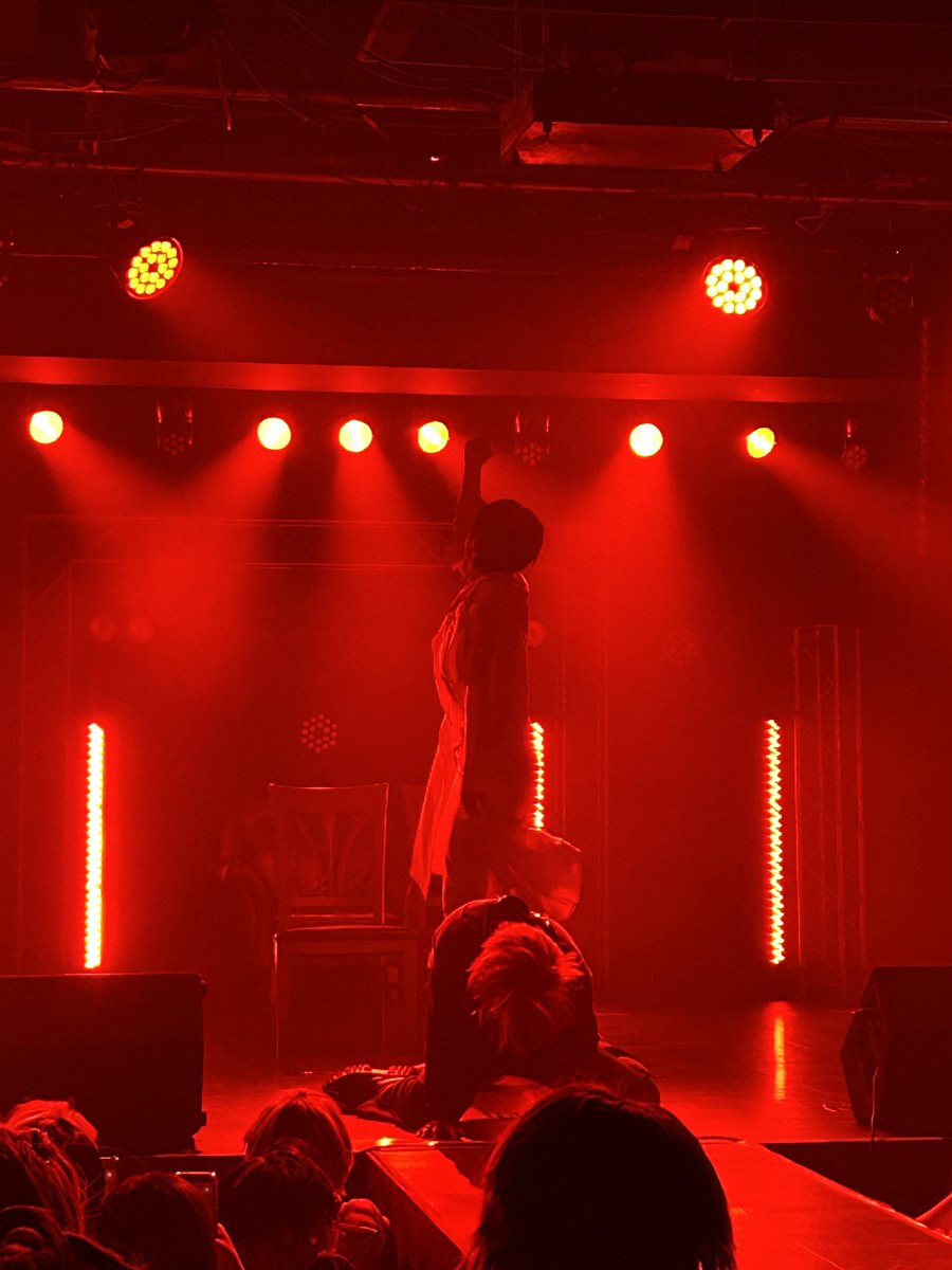 離脱
人生初のコスプレパフォーマンスをさせて頂きました。
お相手のtillに色々助けて頂いたのは勿論、披露出来る環境、自分を支えてくれた方々には感謝しきれません。
見て下さった皆様に少しでも何かを残せる事が出来たのなら嬉しく思います。
 #tocxiclove ←感想頂けたら見ます👀
 #バディフェス