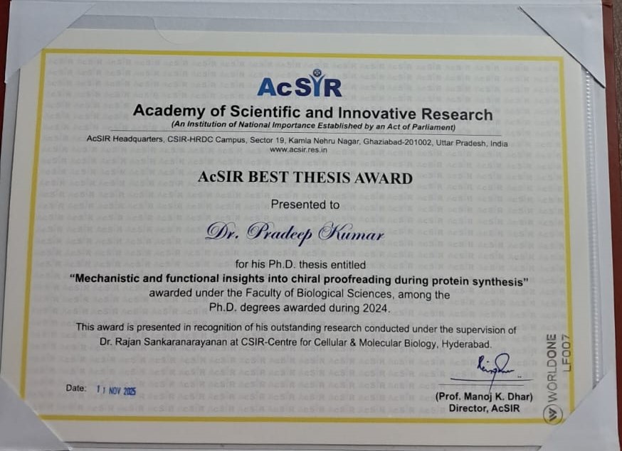 Sankar_Lab's tweet image. Huge kudos to @Pradeepkumar_2 for being recognized with the AcSIR Best Thesis Award!! 🌟 You&apos;re crushing it! #awardwinner @ccmb_csir @CSIR_IND @AcSIR_India @sankarfr1