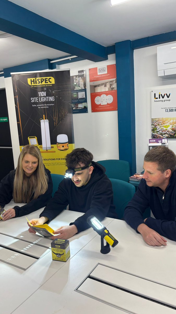 HispecElec's tweet image. The entire Hispec team came together last week for an indepth product training session on our full site lighting range. It was a fantastic opportunity to share knowledge and ensure we’re delivering the best solutions 🔦

We wrapped up the day with a great meal in the evening🍴