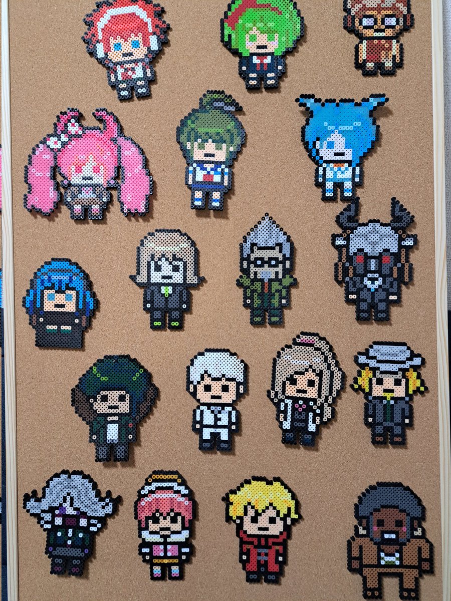 haduki02dgrp's tweet image. ダンガンロンパ15周年おめでとうございます!
去年からやり出したアイロンビーズでたくさん作ってみました!!
#ダンガンロンパ15周年 
#ダンガンロンパ 
#スーパーダンガンロンパ2 
#ニューダンガンロンパV３ 
#絶対絶望少女
#ダンガンロンパ3