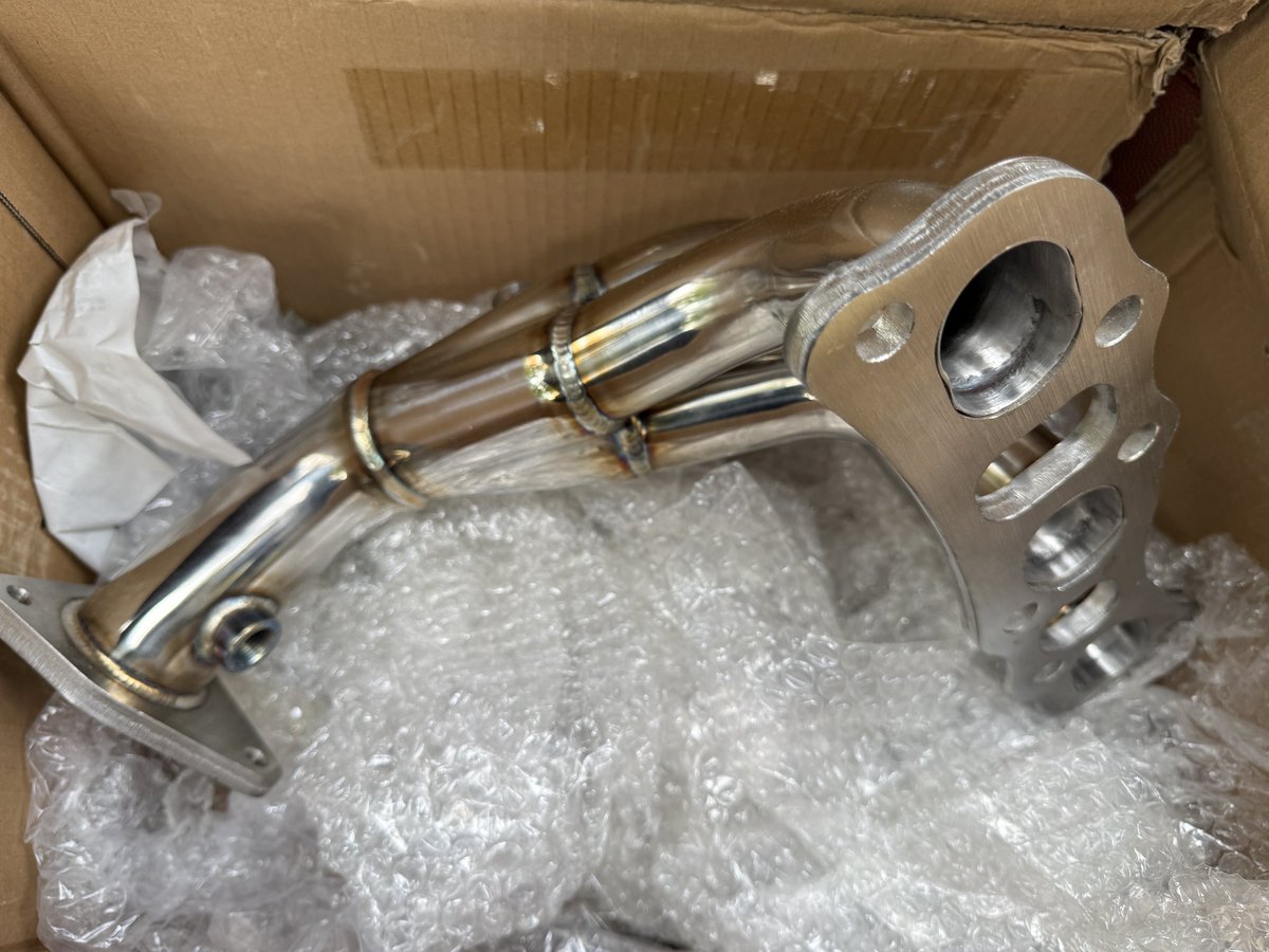 Khalil0106's tweet image. @NISformance 🥹 these coming on soon 🥹 Harness and 02 sensors are here and all I gotta do is install 🥹