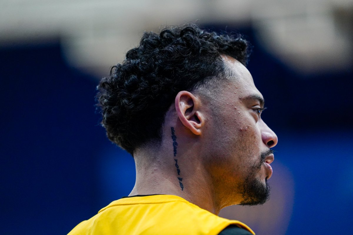 BasquetBocaJrs's tweet image. Welcome @mikesmoothies24!

✊🏾🏀🔵🟡🔵