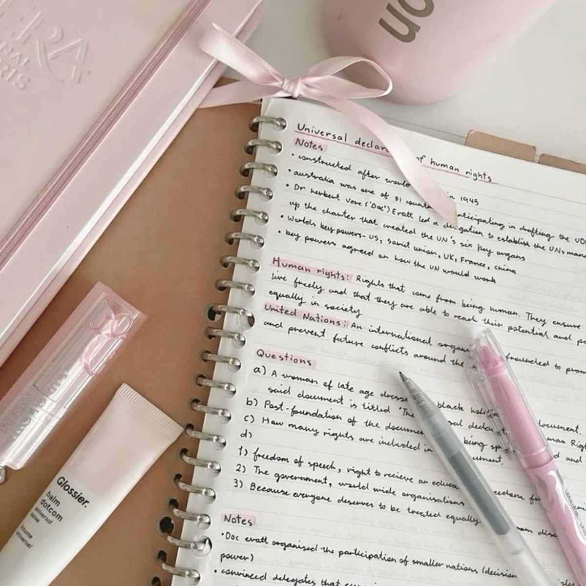 studysegalla's tweet image. — Como organizar sua rotina em 2026!

#studytwtbr | #studytwt | #collegetwt 

A THREAD