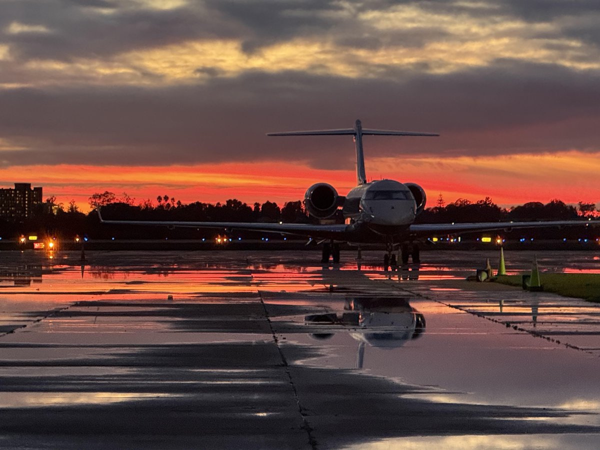 sbtwolf's tweet image. Good morning, my friends, and happy Monday!!!  😊🫂☕️🫂😊