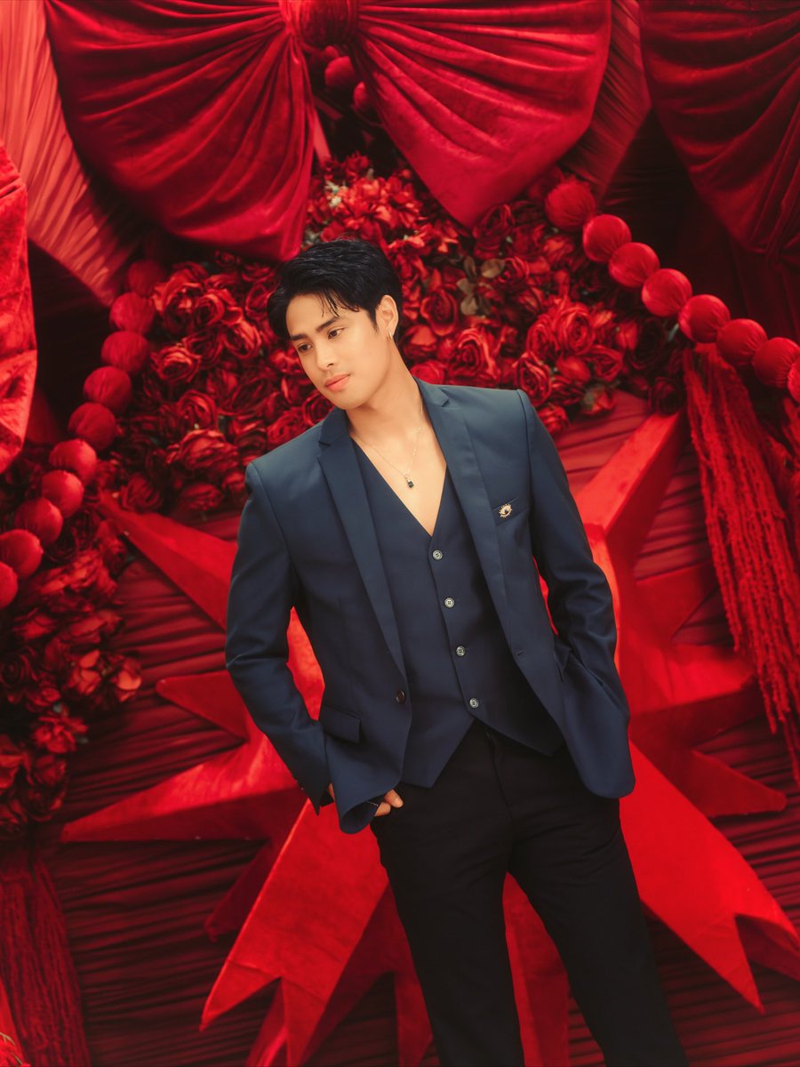 What a dashing dashing man!!

instagram.com/p/DRcFtJ_j7LK/

#DonnyPangilinan <a href="/donnypangilinan/">Donny</a>