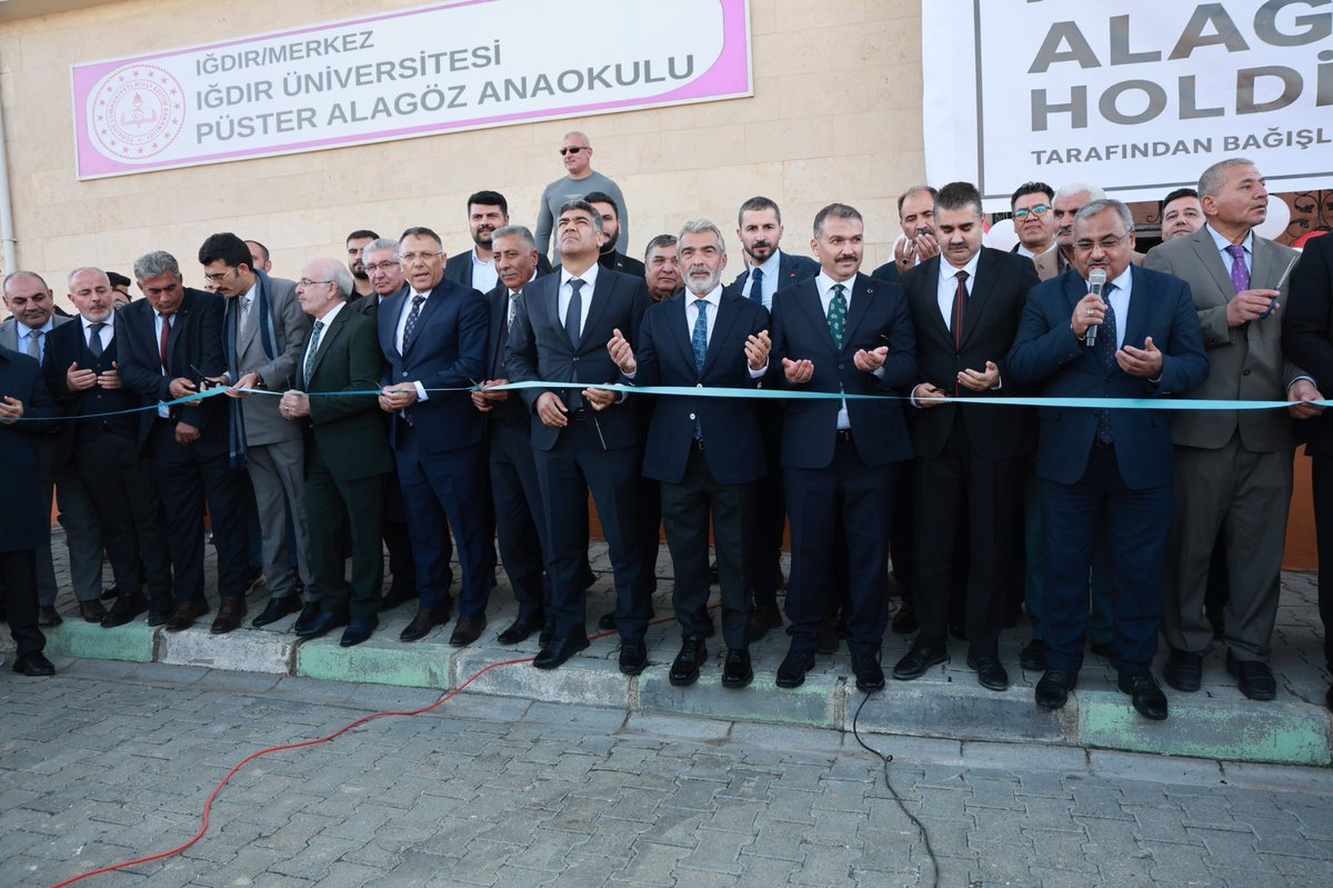 Iğdır Üniversitesi’nin tahsisli lojman alanı dönüştürülerek, hayata geçirilen, Püster Alagöz Anaokulunun açılışını gerçekleştirdik.

Bu anlamlı eserin ilimize kazandırılmasında büyük katkı sağlayan başta kıymetli Rektörümüz   
Prof. Dr. Ekrem Gürel ve tüm emeği geçenlere yürekten