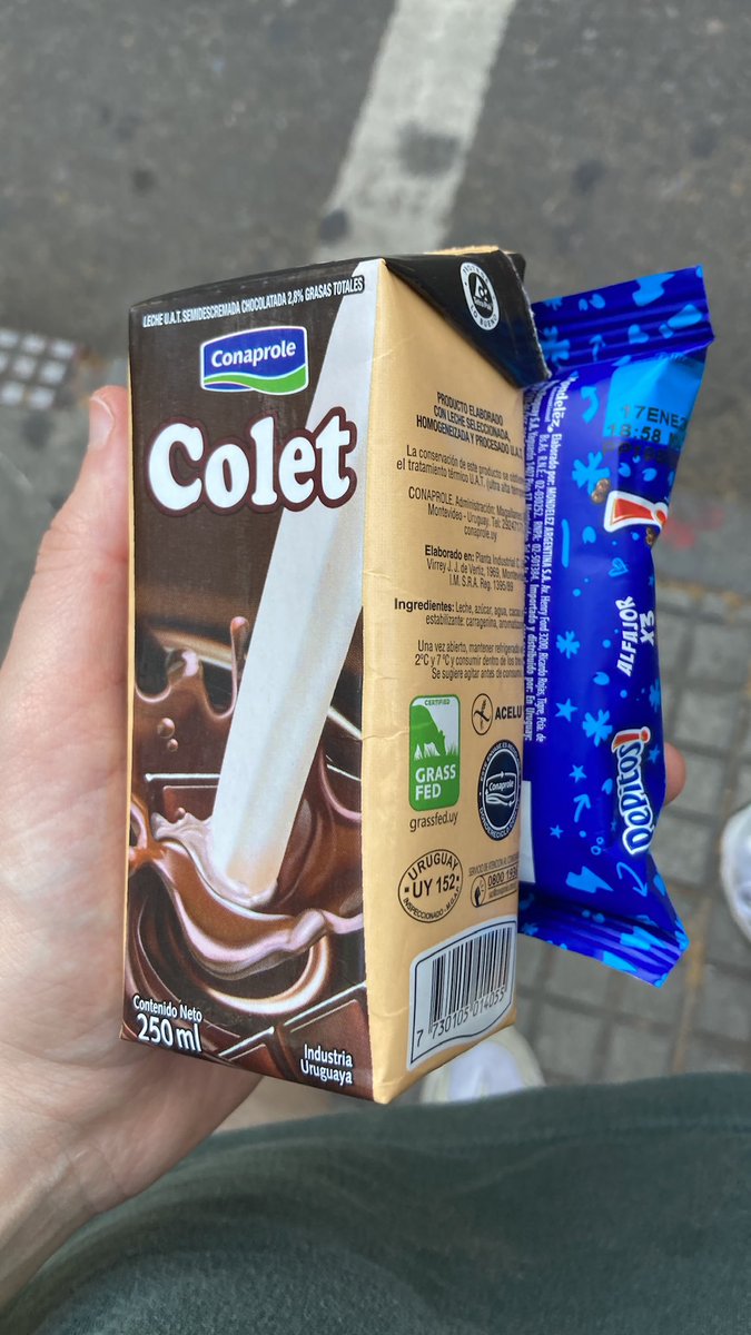 4n371m's tweet image. first day in Montevideo and i’ve already acquired the ultimate elixir of life and best product ever created