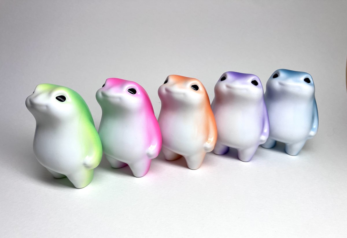 bongeshiki1's tweet image. #俺今日からねこ カプセルトイ全国販売中！
 #俺かえソフビ 試作監修中、絶賛開発中！

よろしくお願いいたします！

(ソフビの写真、AIに作らせたみたいにちゅるんとしとるな😚