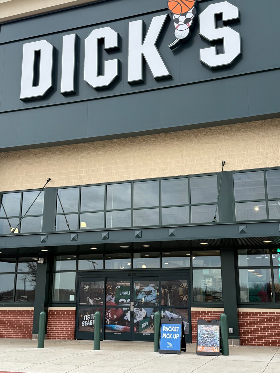 Attention #ClevelandTurkeyTrotters!  Save time race morning and  pick up your Trot swag today <a href="/DICKS/">DICK'S Sporting Goods</a> North Olmsted or tomorrow Dick's House of Sport in Strongsville. 2-6pm both days. Expect long lines race morning so don't wait!