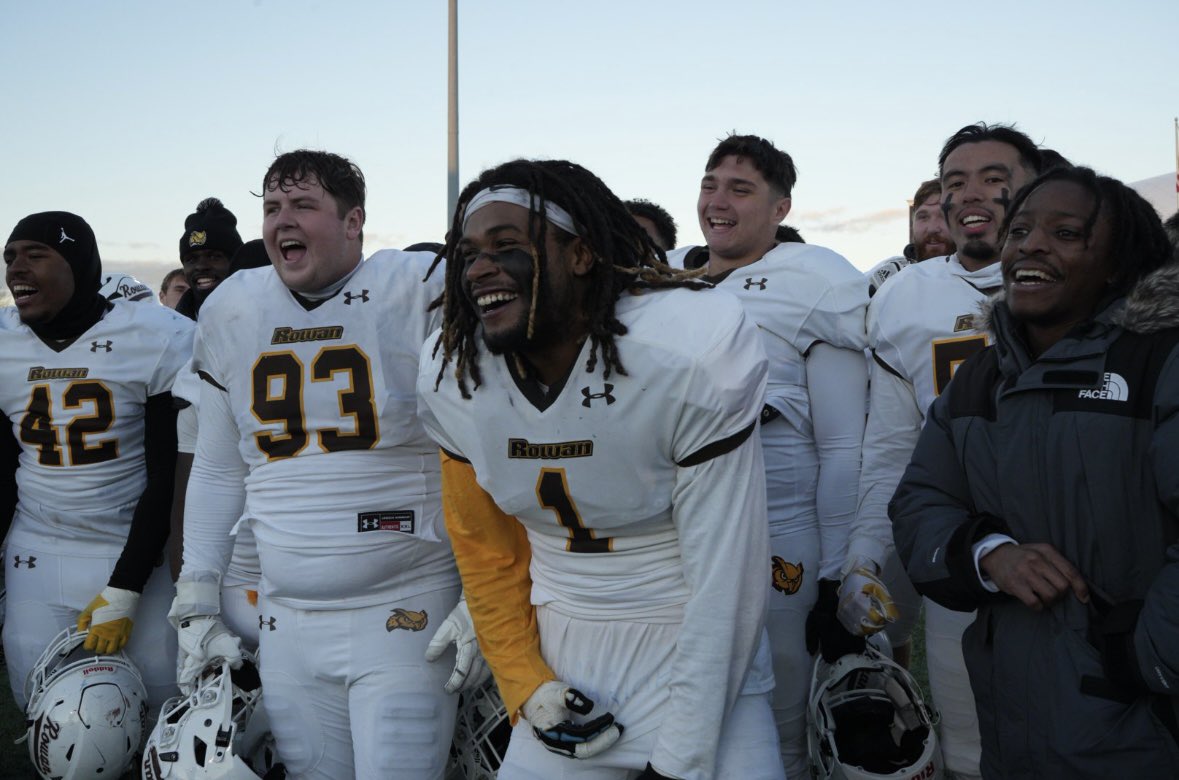 Rowan_Football's tweet image. Mondays powered by VICTORY MONDAY 🏆😤

#d3fb