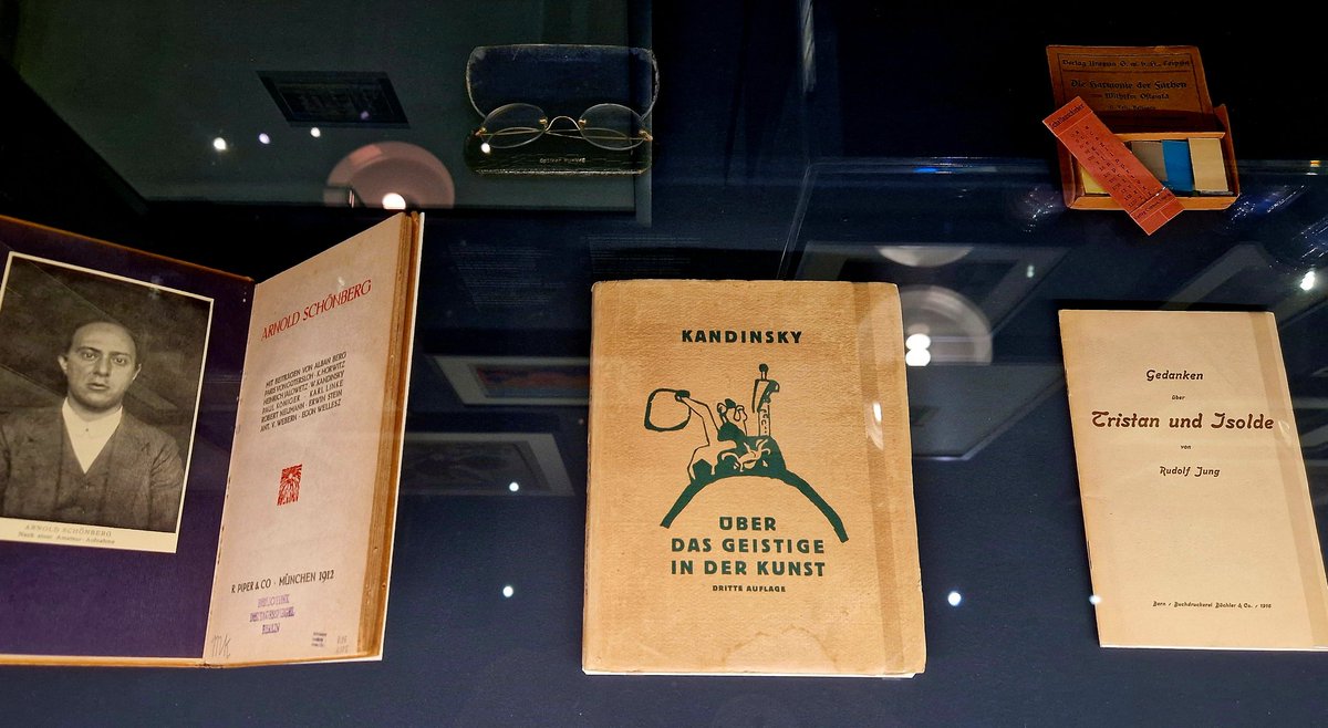 tanguydethuret's tweet image. Kandinsky à Paris : belle exposition, mais sans sa part essentielle — la dimension spirituelle.
Théosophie, Steiner, couleurs comme forces : le vrai cœur de l’abstraction.

🎧 Chronique (1:35:33) :
mixcloud.com/radiocampusbru…

#Kandinsky #Art #Abstraction