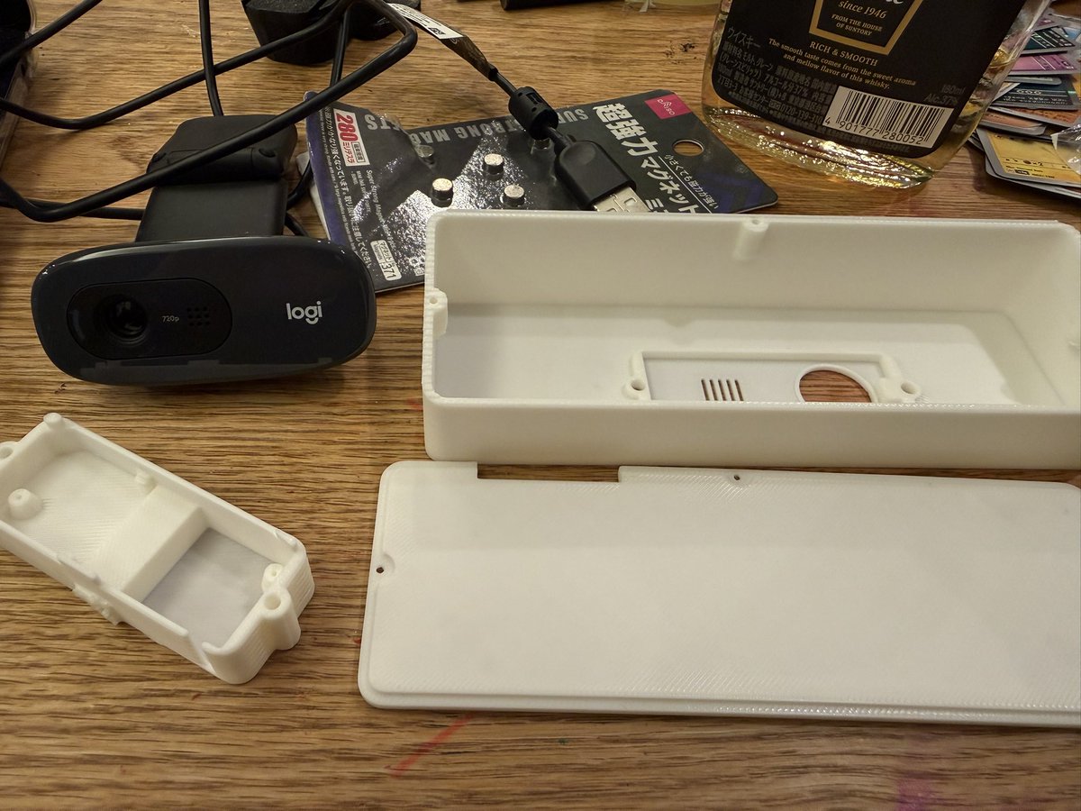 ソフトはできたのでケースにいれます