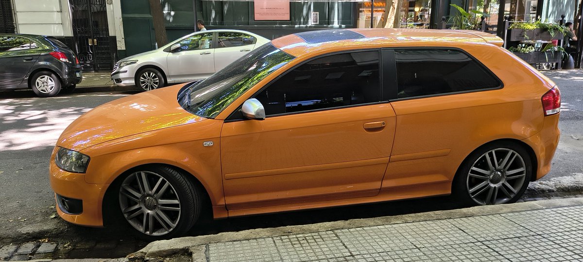 Dame colores.
Siempre.