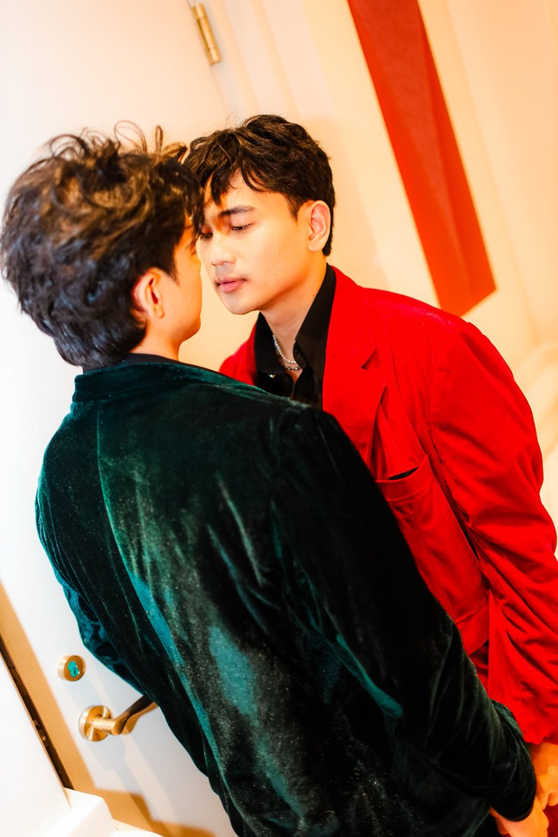 dingdongbahan's tweet image. If you’re looking for a duo… we’re right here.

facebook.com/share/p/1AFxES…