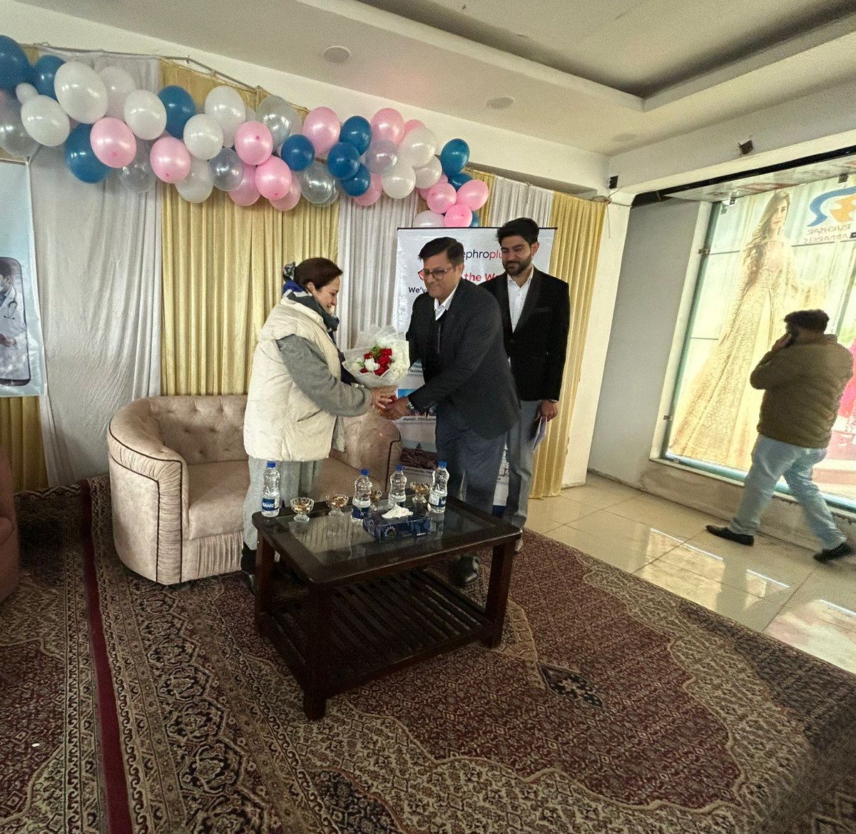 Honb’le MLA Habba Kadal, Adv. Shamim Firdous, today attended the grand opening of the NephroPlus Dialysis Clinic at Lal Nagar, Chanpora, Srinagar, as the Chief Guest.

She praised the initiative, noting that the new facility will significantly strengthen dialysis care and provide