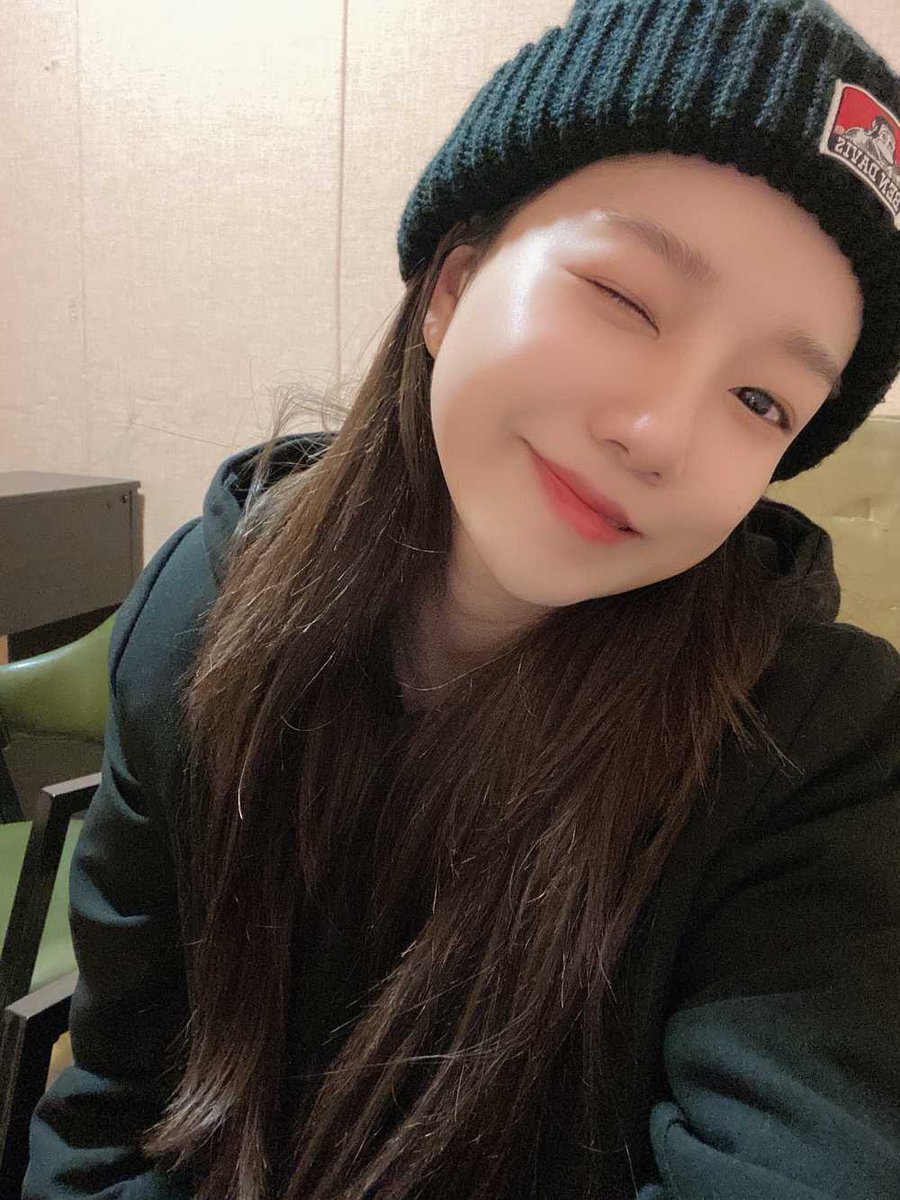 pop__notes's tweet image. You're my #earthʼ𝑤𝕚nd繚ུ𝐟𝕚rǝ͞ 🔥 ! Me dió tanta felicidad esta canción que hasta reviví para unirme a la pachanga, así de buena esta. Díganle a #𝚢öuth·𓊈खंड𓊉·𝐫𝕚o͞t que si aún quieren nuevo integrante a lo wattpad, yo estoy disponible.

𝕥he 𝑓a𝕥e ♡ o𝑓 ꕀ #𝚄𝐬āgi !