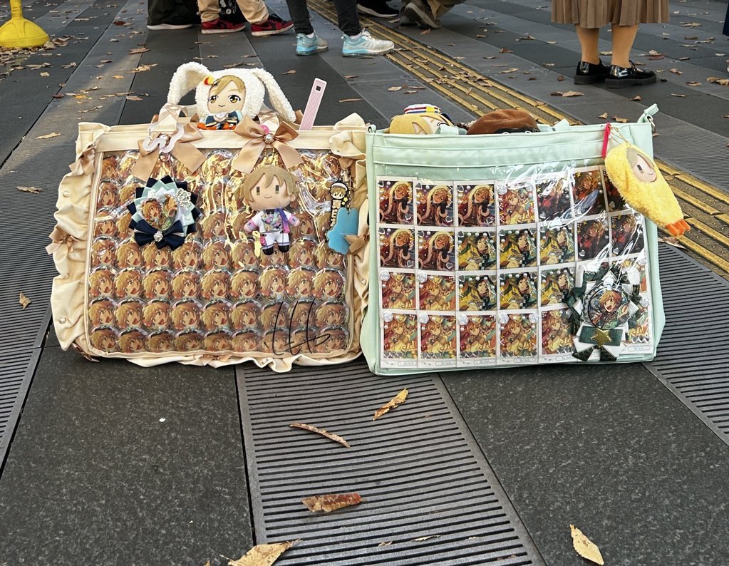 もーこ tweet media