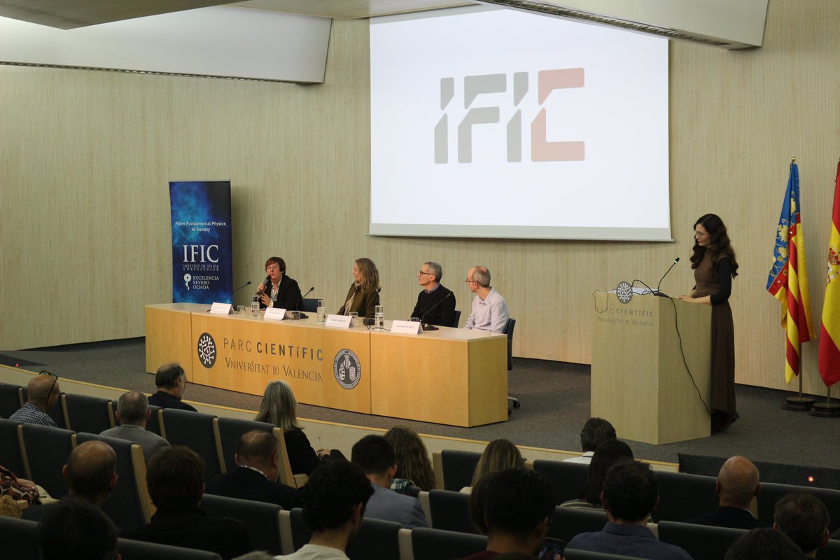 ➡️ El <a href="/IFICorpuscular/">Inst.Fís.Corpuscular</a> conmemora sus 75 años como referente en física fundamental

🗣️ La presidenta del #CSIC, <a href="/delPinoE/">Eloísa del Pino</a>, ha destacado que este instituto es un ejemplo de éxito de centro mixto entre el Consejo y la <a href="/UV_EG/">Universitat València</a>

👉 f.mtr.cool/ucmuvjiypv