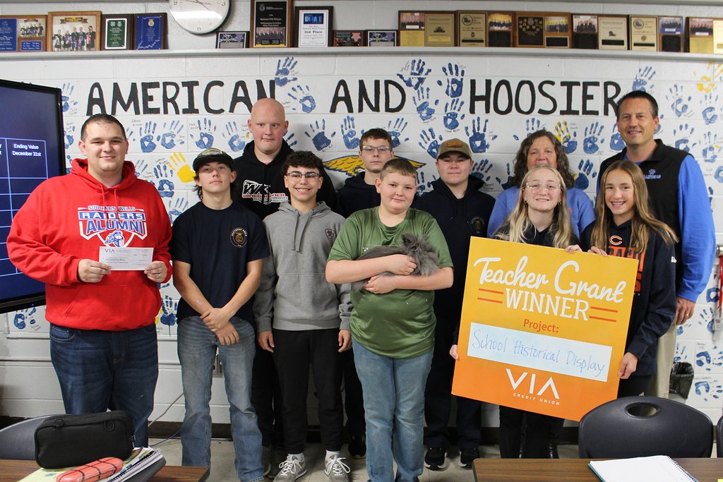 SWCS_Raiders's tweet image. Mrs. Boots, Mrs. Huffman, and Mr. Watters all earned an innovation grant through VIA Credit Union to help pay for their innovative projects/lessons that they developed!  Well done teachers and thank you VIA Credit Union for providing this opportunity!