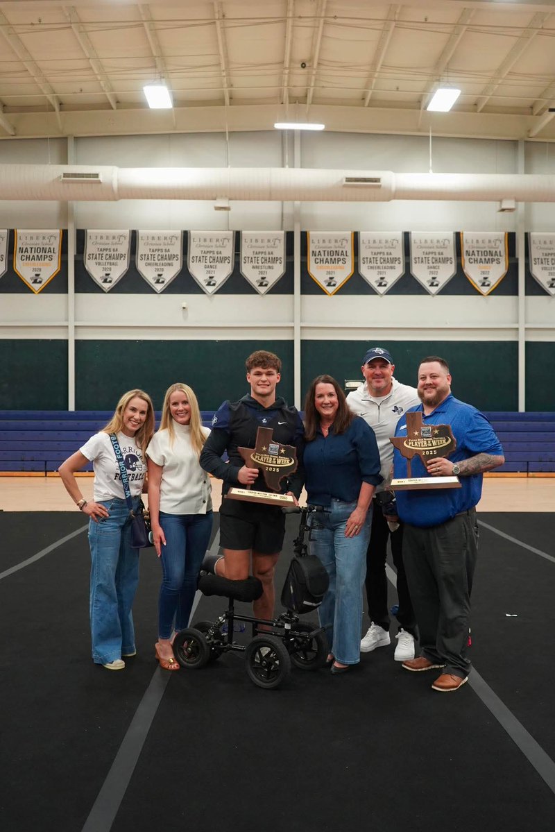 Congratulations to Cooper Witten at <a href="/LibertyArgyle/">Liberty Christian</a> on winning the Week 6 Built <a href="/Ford/">Ford Motor Company</a> Tough Texas High School Football Player Of The Week. 🏈
<a href="/billutterford/">Bill Utter Ford</a>